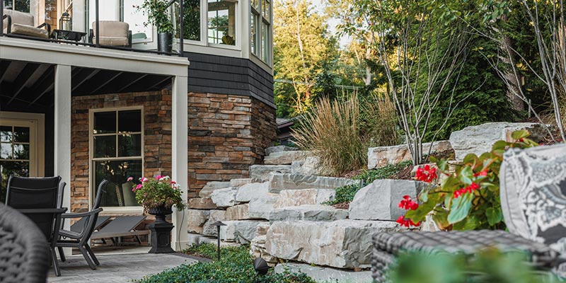 retaining-wall-installation-rockford-mi-walden-design