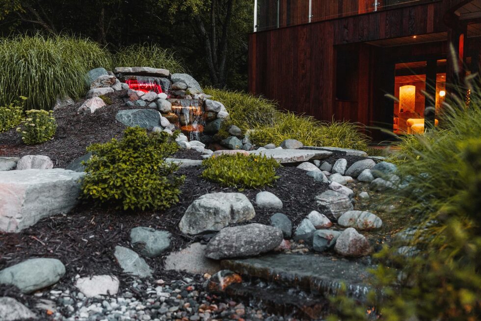 custom-deck-installation-rockford-mi-walden-design