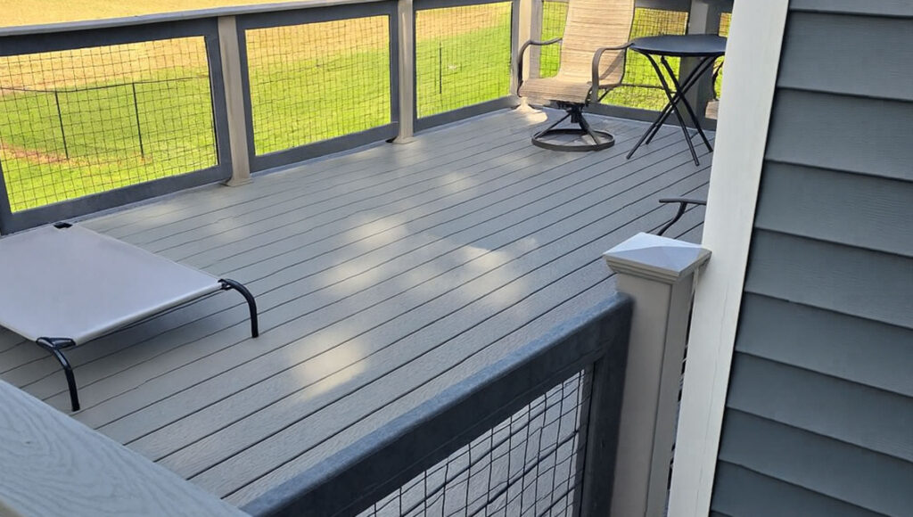 walden-design-deck-builder-rockford-mi